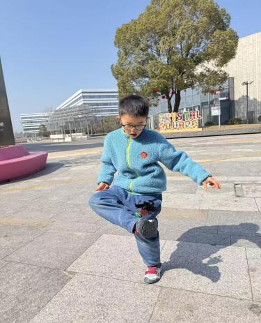 bdeec228b924409281698d4723acf2be.Jpeg