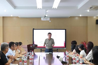 启航新篇章，共筑教育梦 —— 秦馀小学青年教师成长纪实